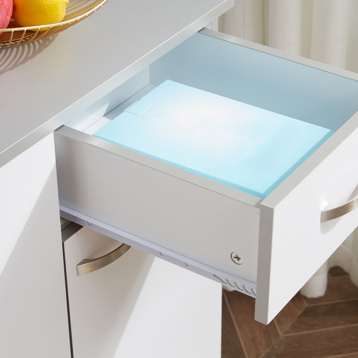 cortex-london-kensington-kitchen-storage-cabinet-with-doors-drawer-white-silver-coloured-handles
