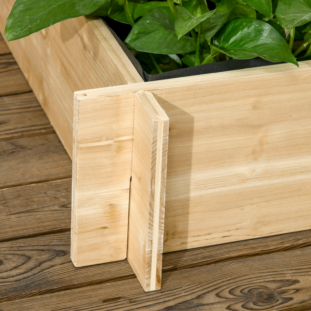 cortex-london-canterbury-three-tier-wooden-garden-planter-with-trellis