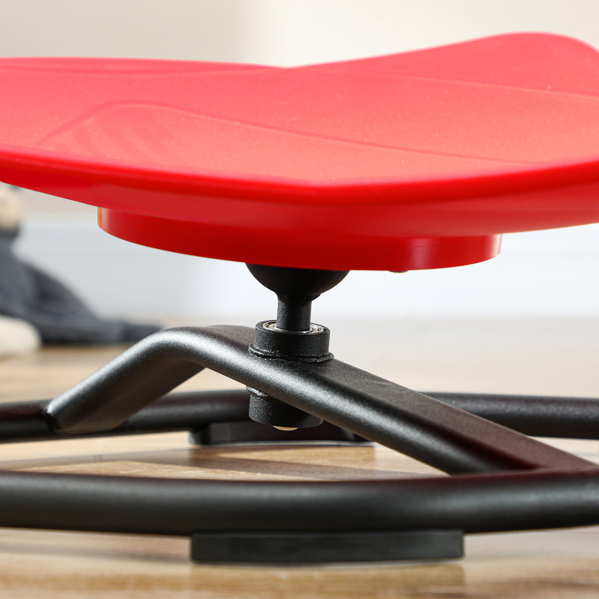 cortex-london-windsor-autism-sit-and-spin-chair-red