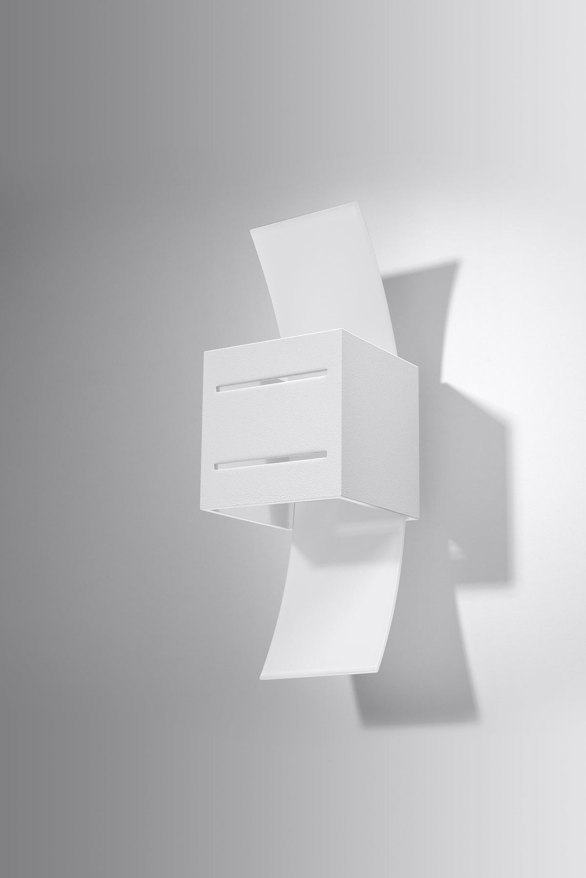 cortex-london-windsor-loreto-white-square-up-down-g9-wall-lamp