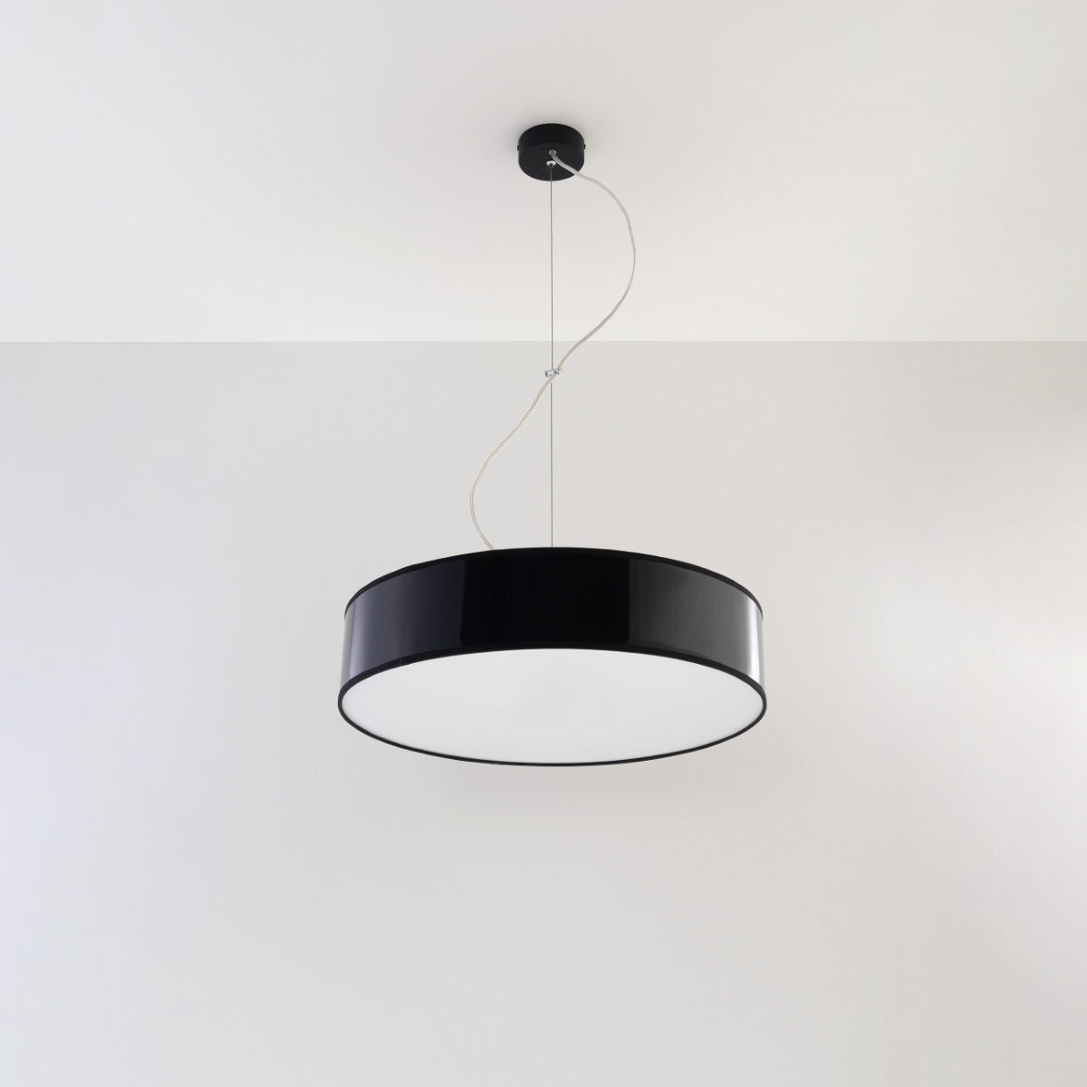 cortex-london-windsor-arena-black-pvc-pendant-lamp-e27