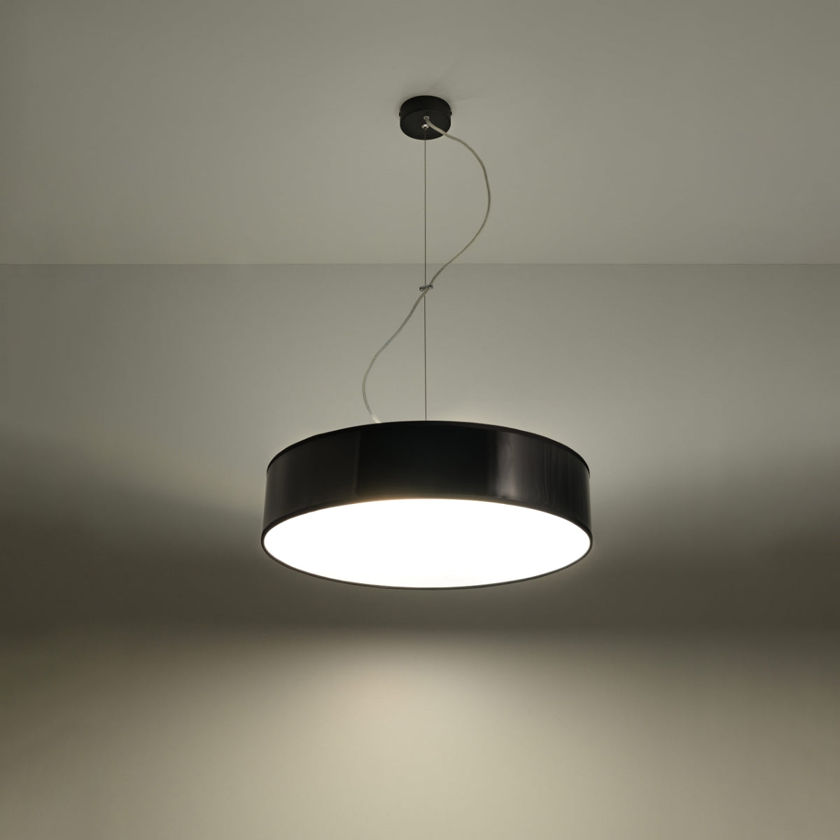 cortex-london-windsor-arena-black-pvc-pendant-lamp-e27