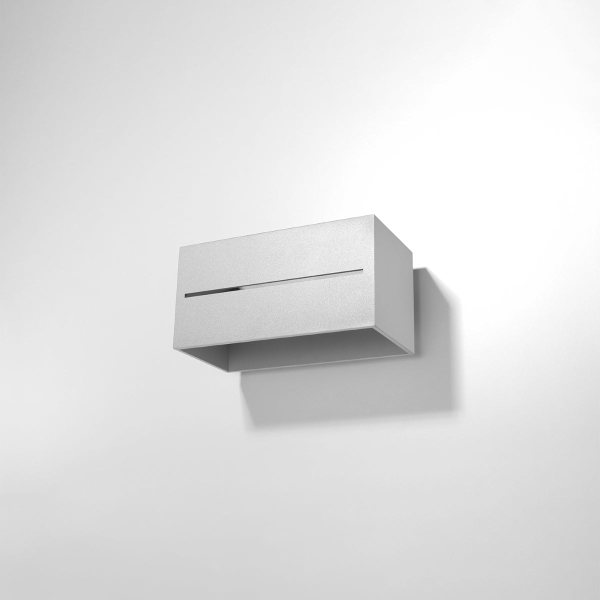 cortex-london-windsor-lobo-grey-aluminium-g9-wall-lamp