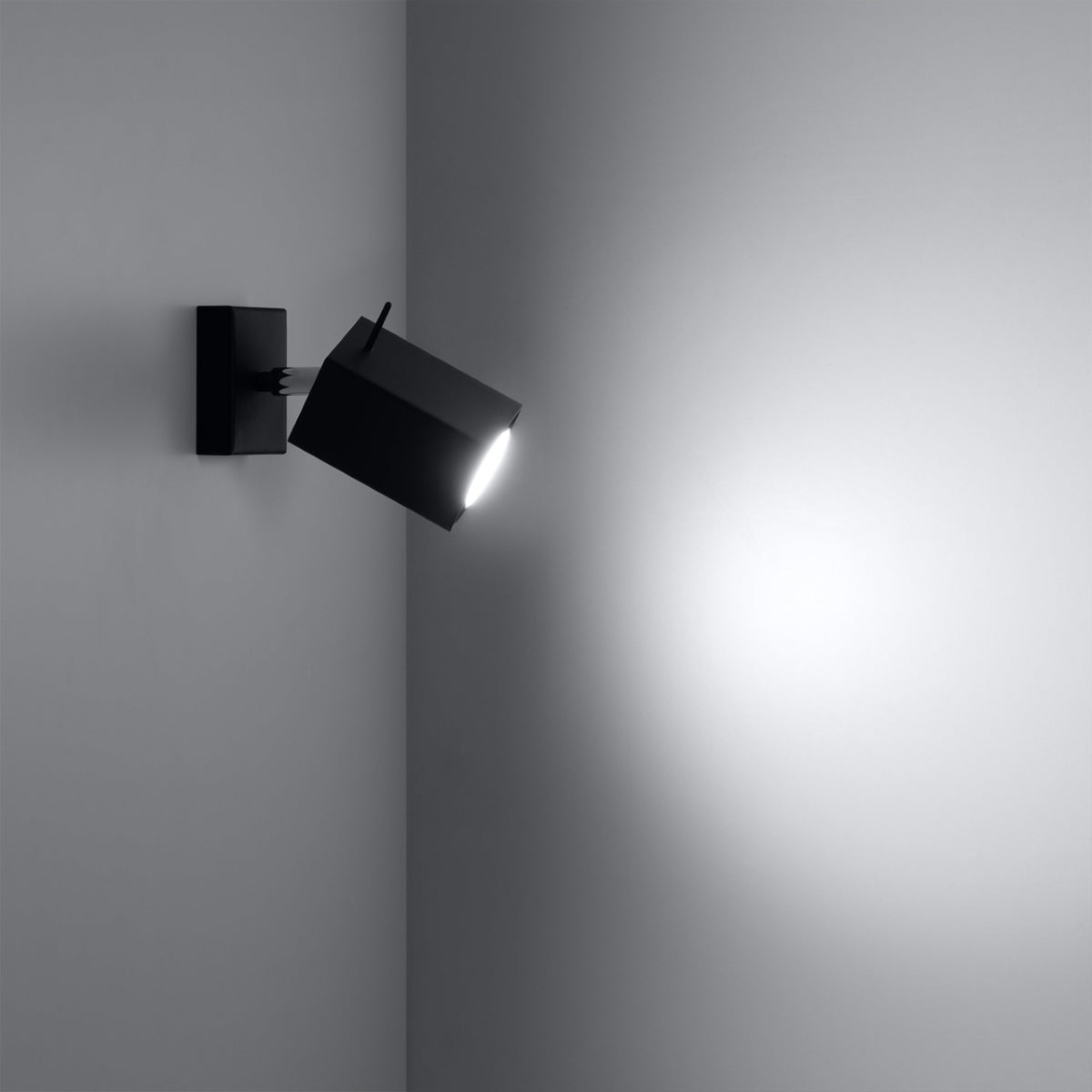 cortex-london-windsor-black-steel-gu10-wall-lamp