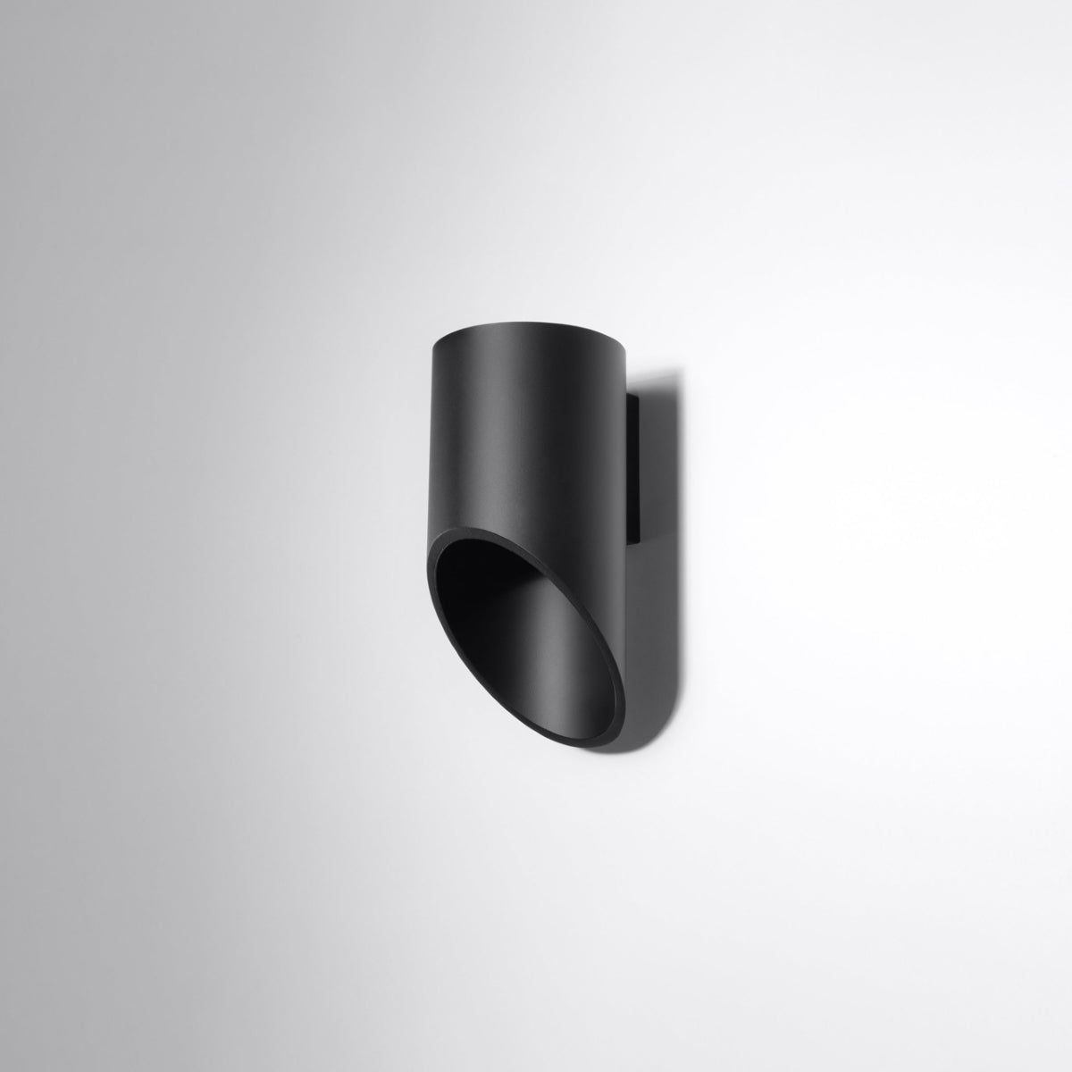 cortex-london-penne-black-aluminium-g9-wall-lamp