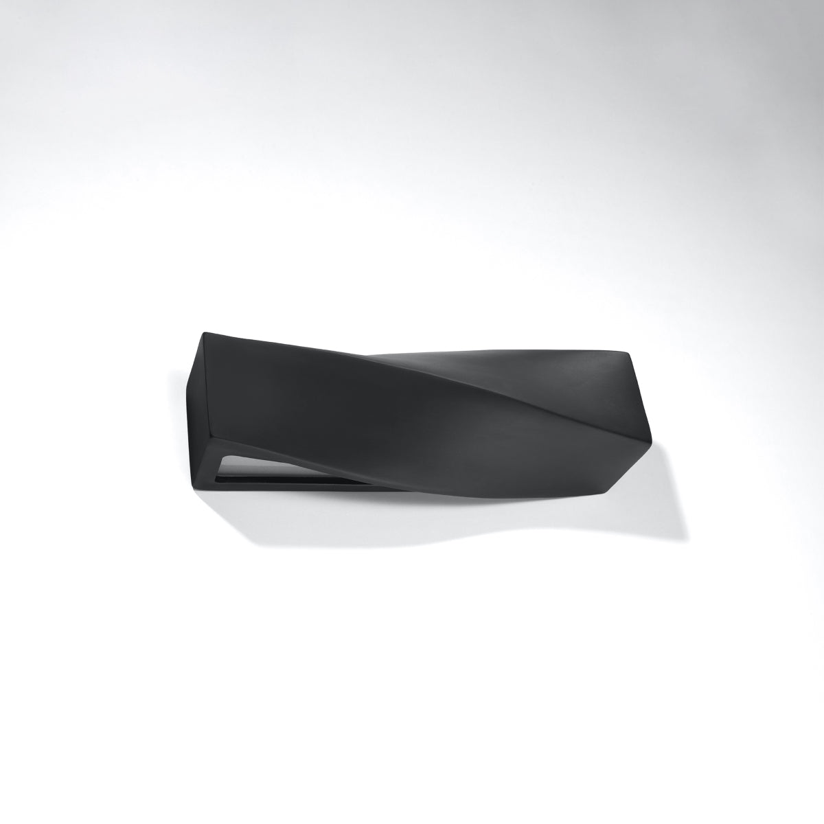 cortex-london-windsor-sigma-black-ceramic-glass-wall-lamp-e27