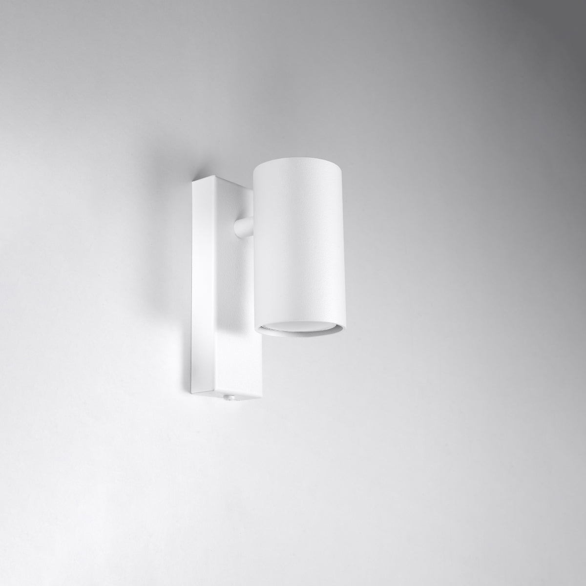 cortex-london-york-utti-white-steel-gu10-wall-lamp