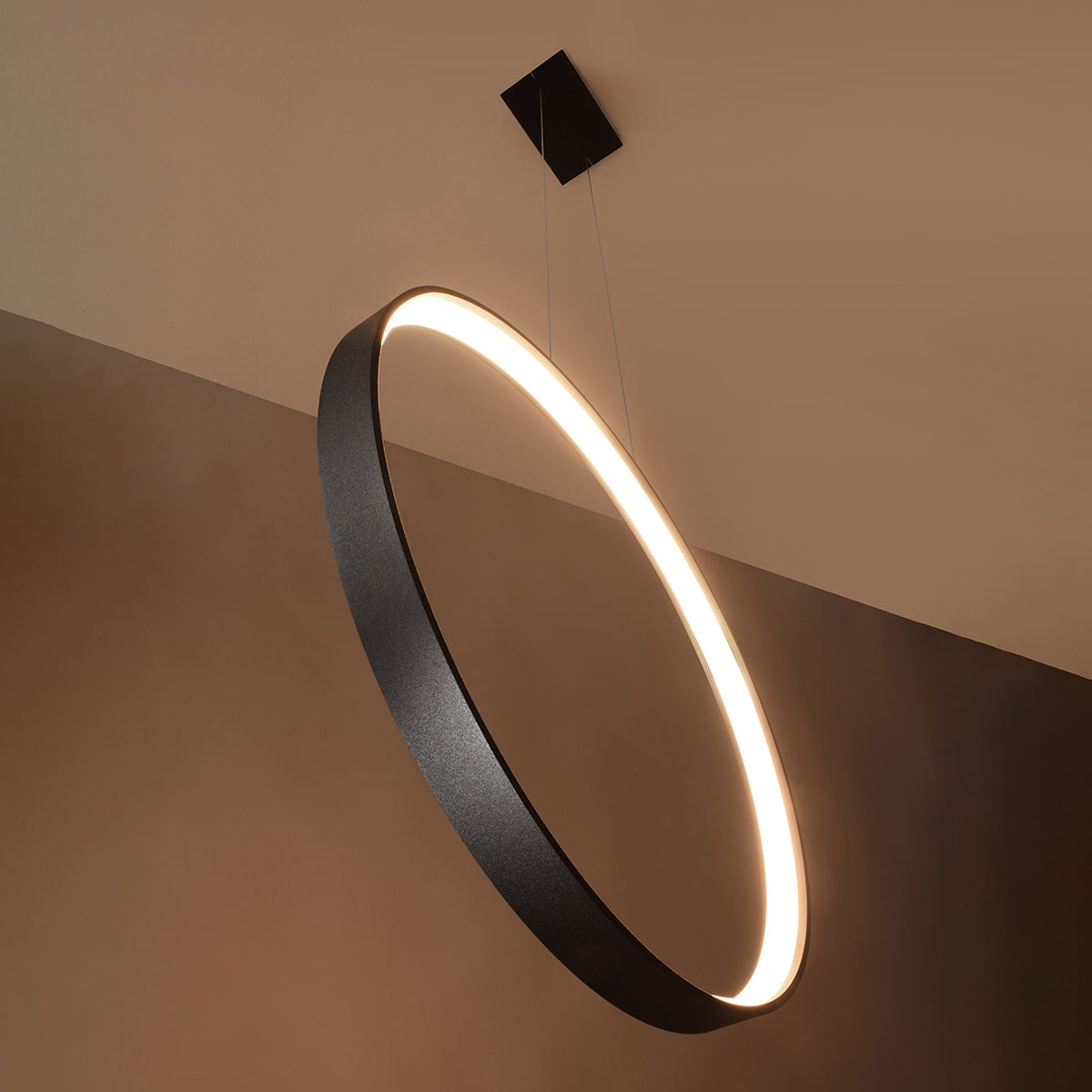 cortex-london-rio-modern-led-black-aluminium-pendant-lamp