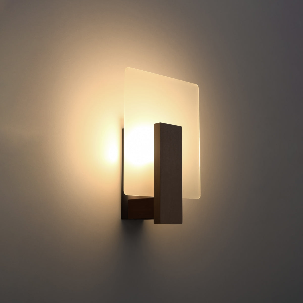 cortex-london-york-wenge-wood-glass-scandinavian-wall-lamp-e14