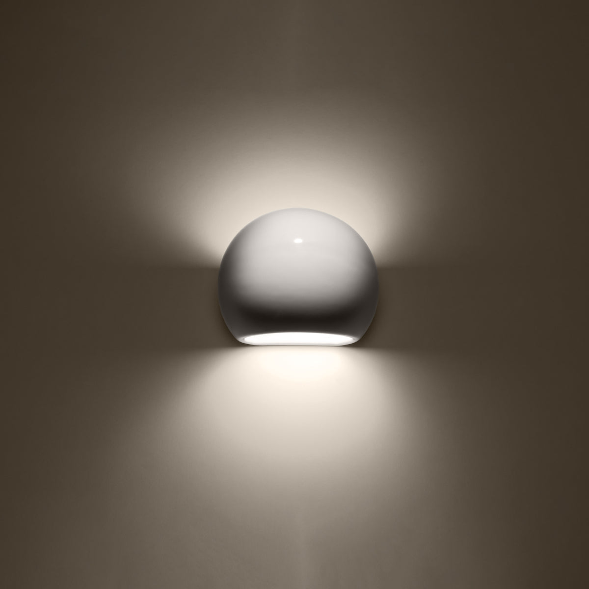 cortex-london-bath-white-ceramic-globe-wall-lamp-e27