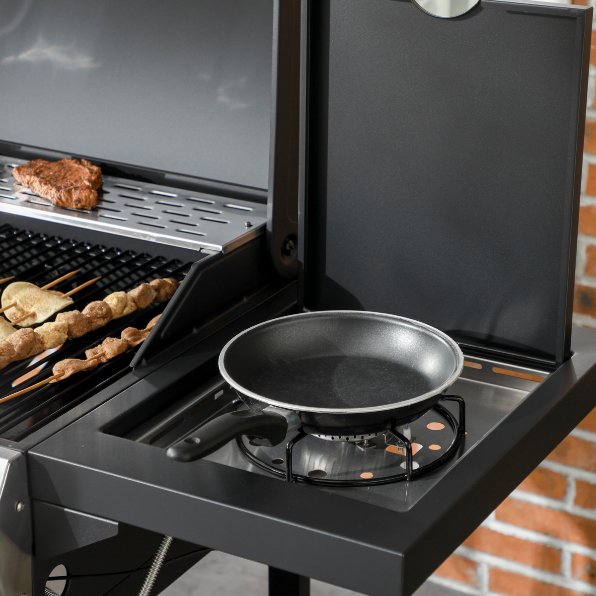 cortex-london-windsor-five-burner-gas-barbecue-grill-with-thermometer-and-warming-rack