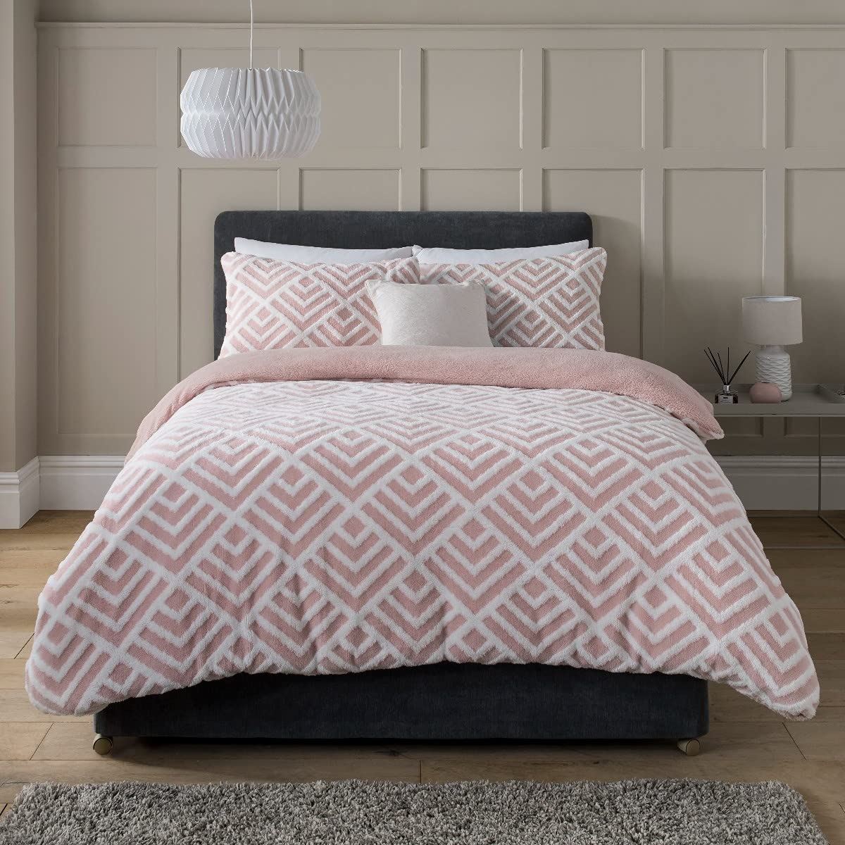 cortex-london-windsor-geo-jacquard-fleece-duvet-set-blush-double