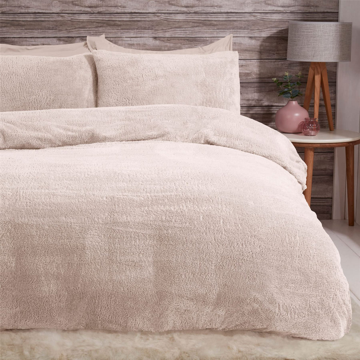 windsor-teddy-fleece-blush-duvet-set-cortex-london