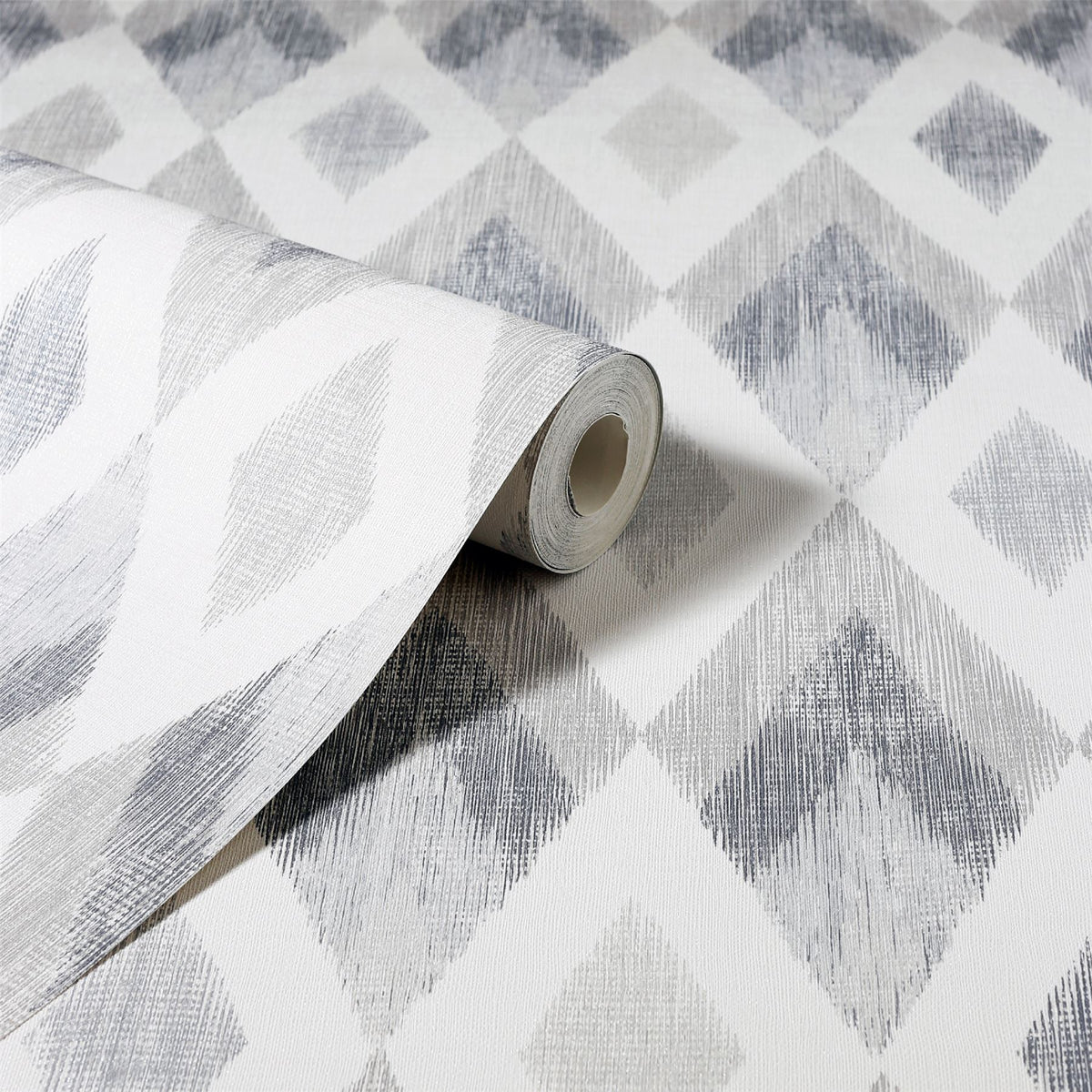 cortex-london-york-silver-diamond-textured-wallpaper