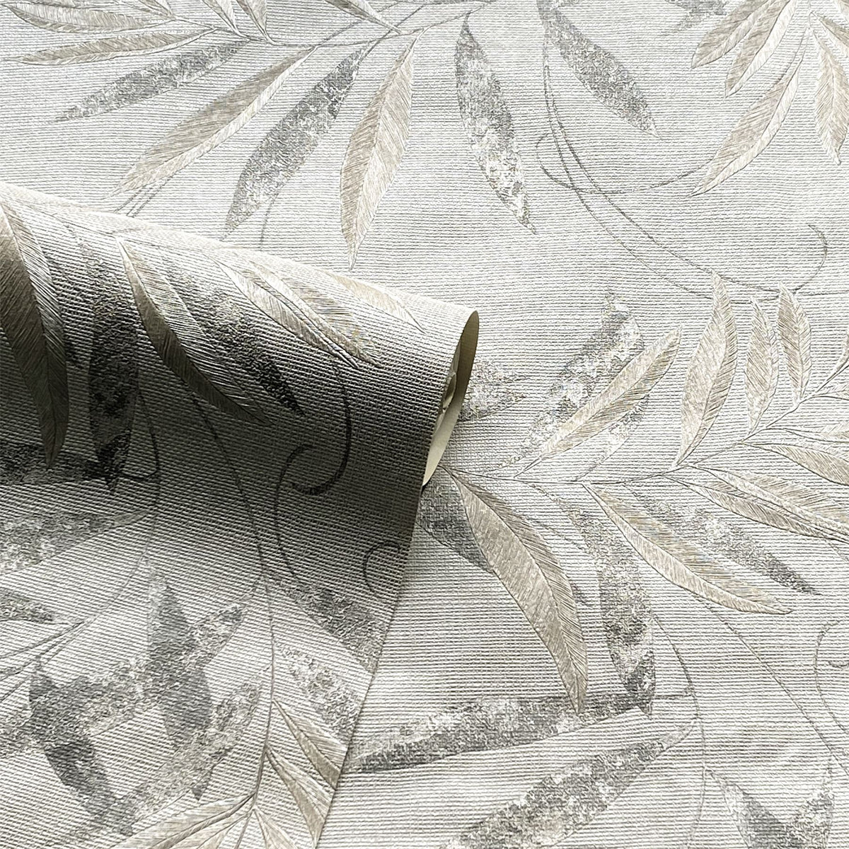 cortex-london-windsor-luxury-leaf-soft-silver-vinyl