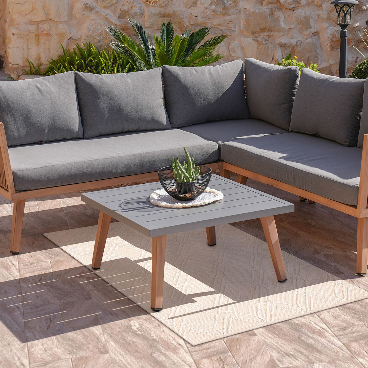 cortex-london-windsor-diamond-outdoor-pet-cream-rug-120x170cm