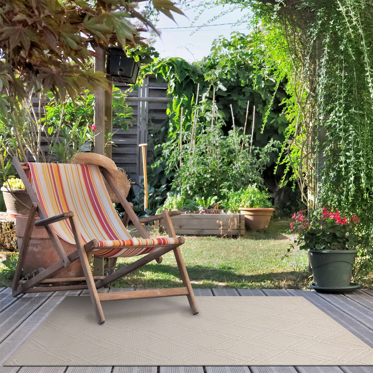 cortex-london-windsor-diamond-outdoor-pet-cream-rug-120x170cm