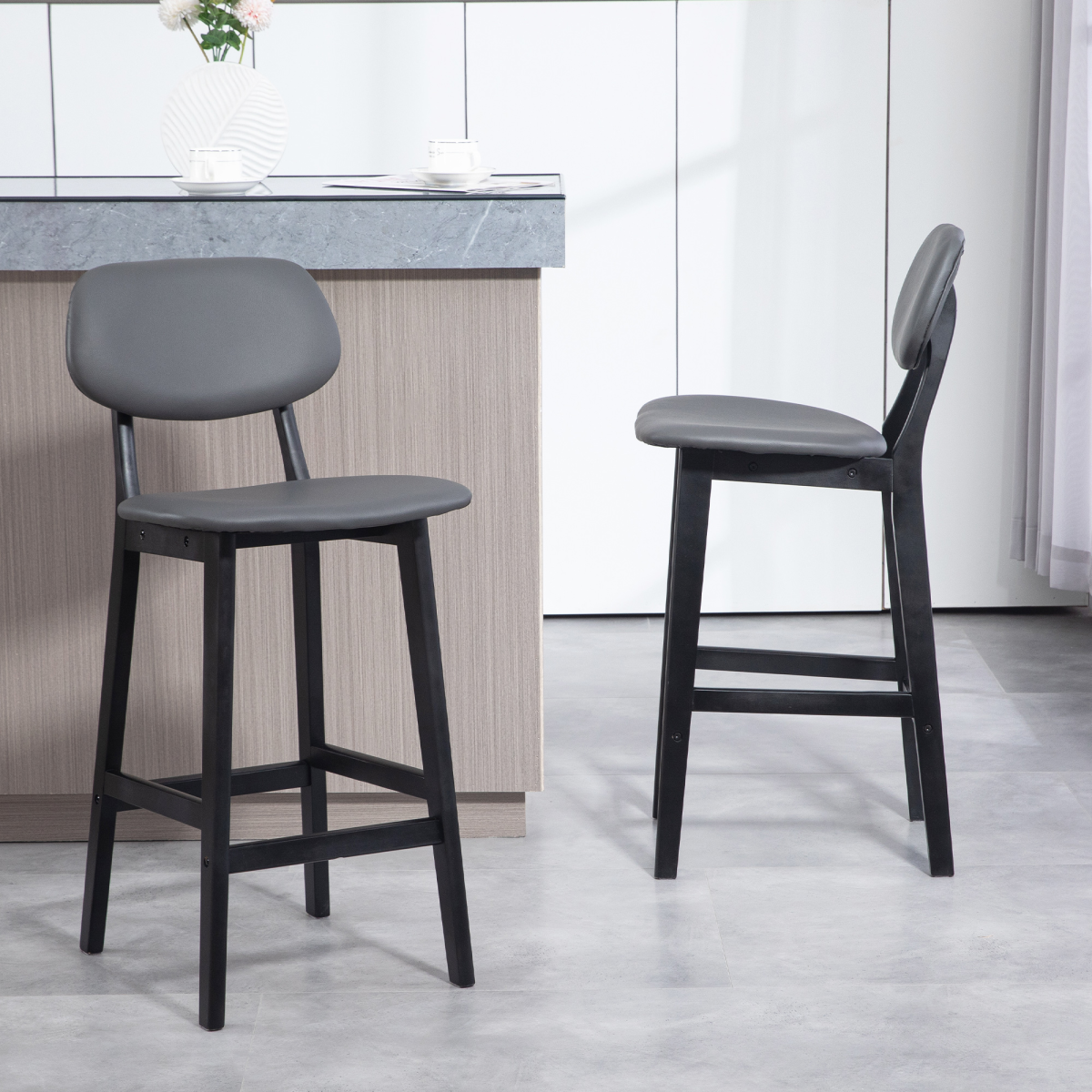 cortex-london-windsor-brown-pu-leather-breakfast-bar-stools-set-of-2-beech-wood-legs