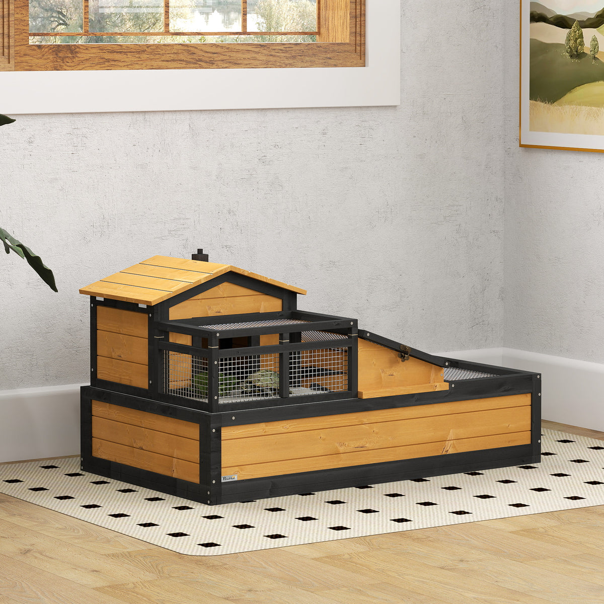 cortex-london-windsor-wooden-tortoise-house-balcony-yellow-black
