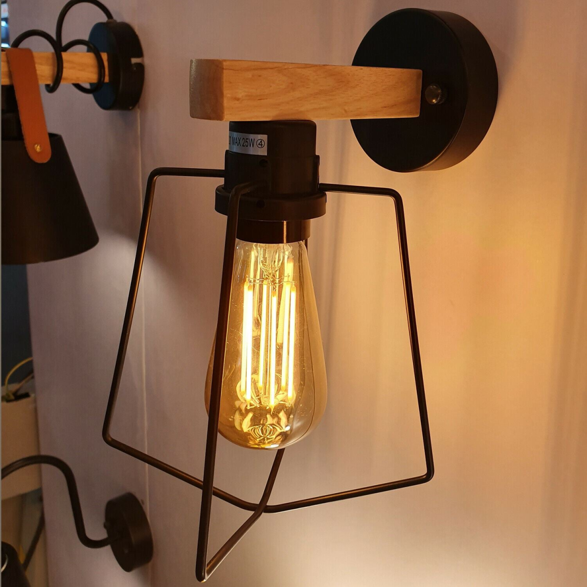 cortex-london-windsor-industrial-black-e27-wall-light