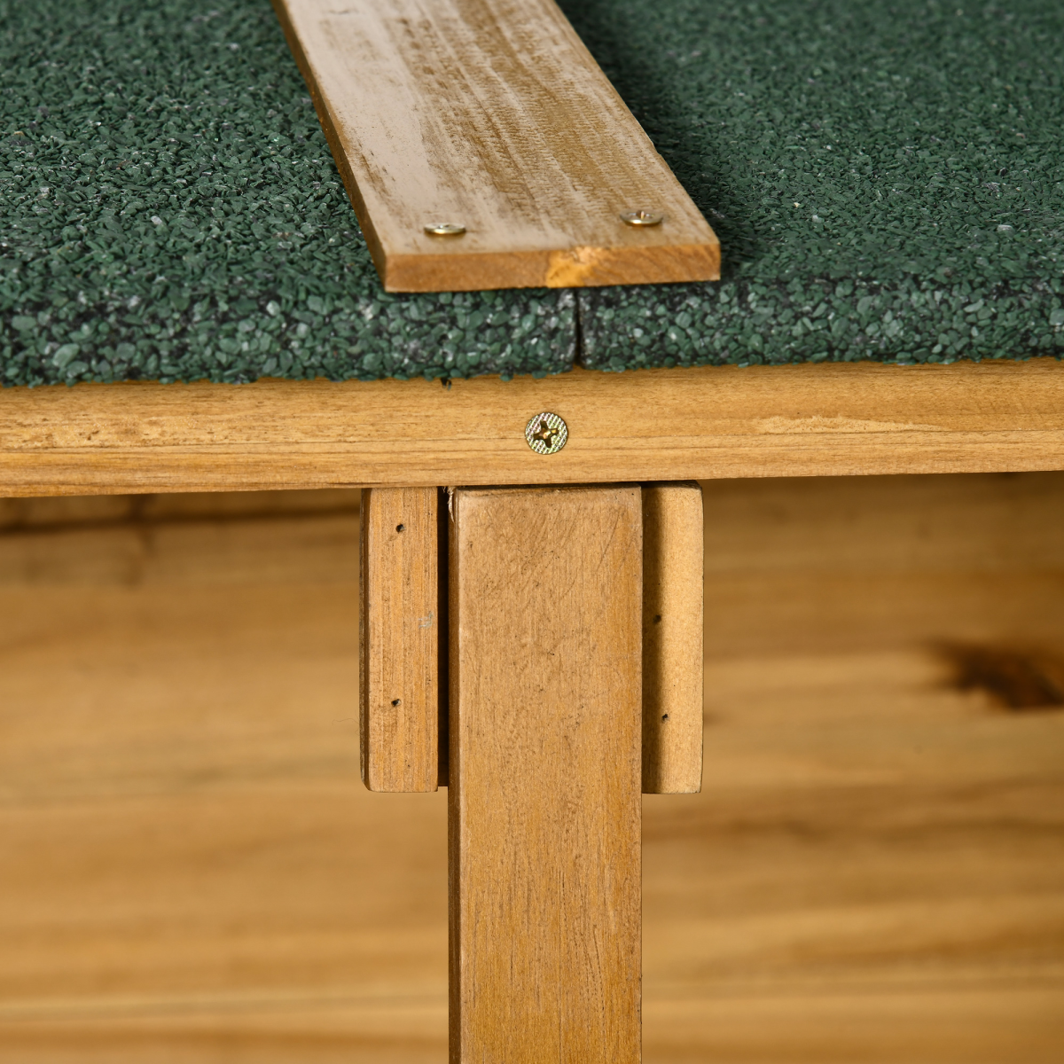 cortex-london-oxford-garden-wood-storage-table-asphalt-roof