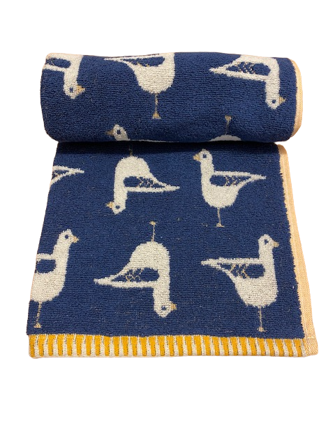 cortex-london-seagull-turkish-cotton-jacquard-towel-coloured-background
