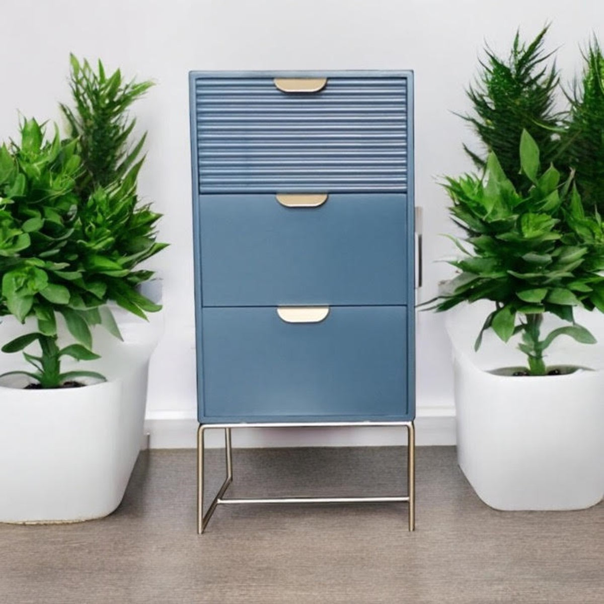 cortex-london-windsor-blue-64cm-wooden-three-drawer-bedside-table