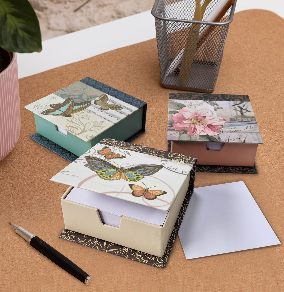 Butterfly & Flower Memo Boxes ? Set of 3
