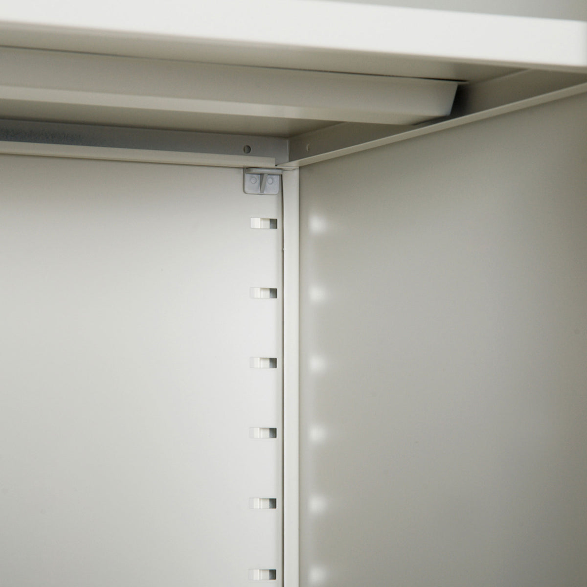 cortex-london-windsor-metal-office-filing-cabinet-two-doors-five-tier