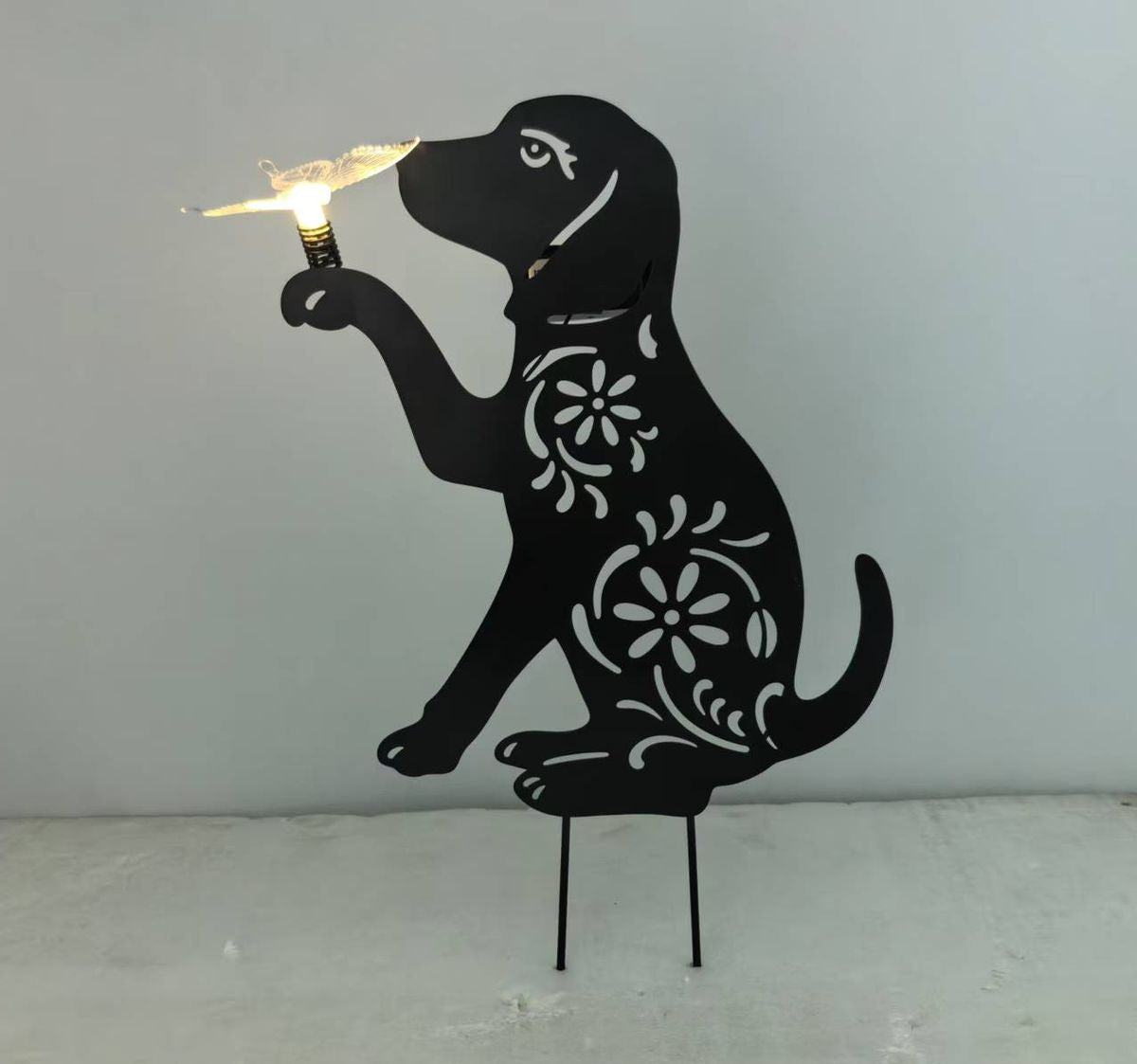 cortex-london-windsor-dog-solar-stake-light-steel-cut-ornament