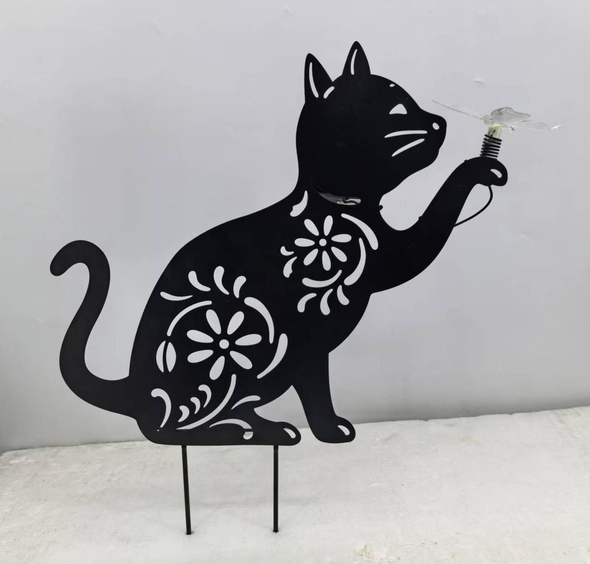 cortex-london-york-cat-design-solar-stake-light-steel-cut-ornament
