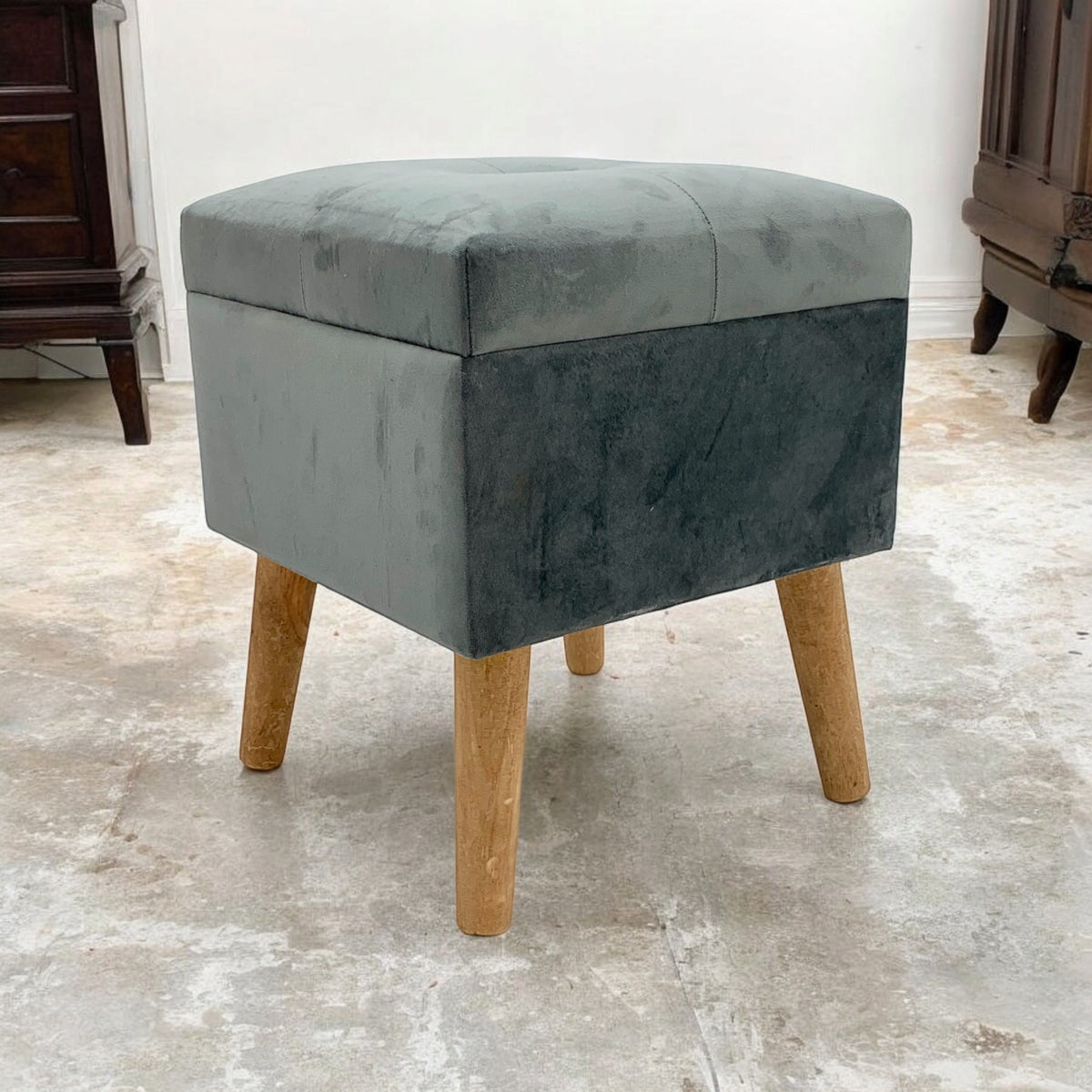 cortex-london-windsor-velvet-storage-ottoman-footstool-square