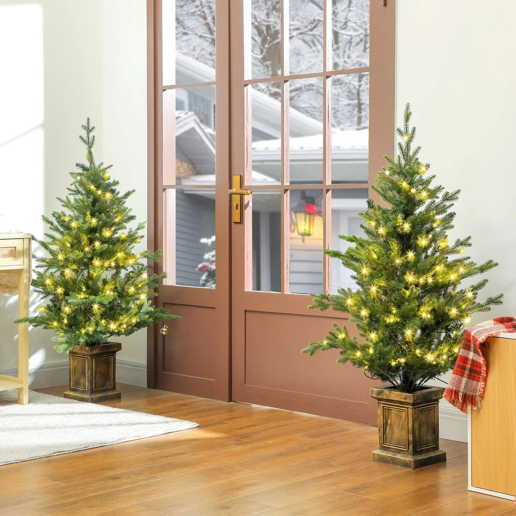 HOMCOM Set of Two Artificial 4ft Christmas Trees, with Lights - Green