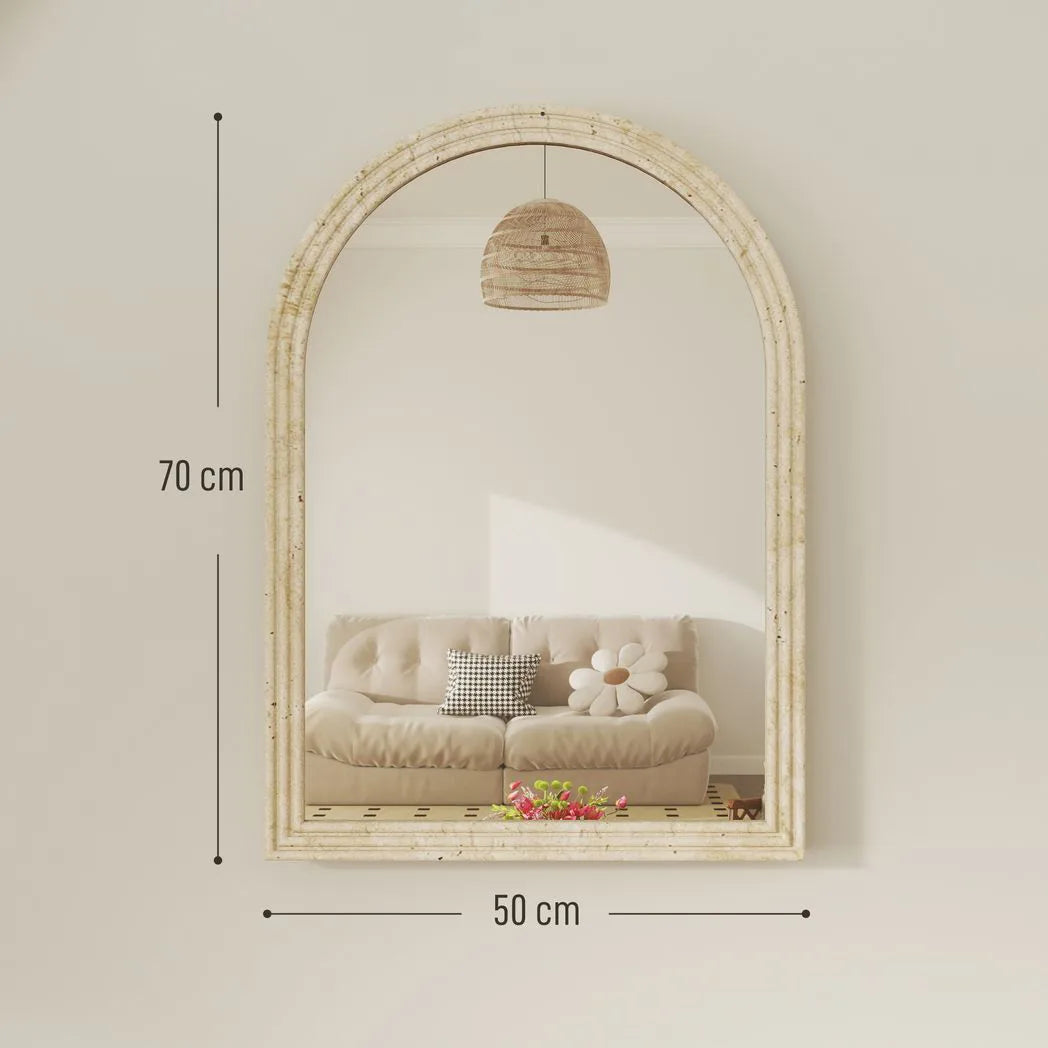 HOMCOM Arched Wall Mirror with Grooved Edge & Hooks, Wall-Mounted Mirror, Modern Tempered Glass & Polystyrene Beige