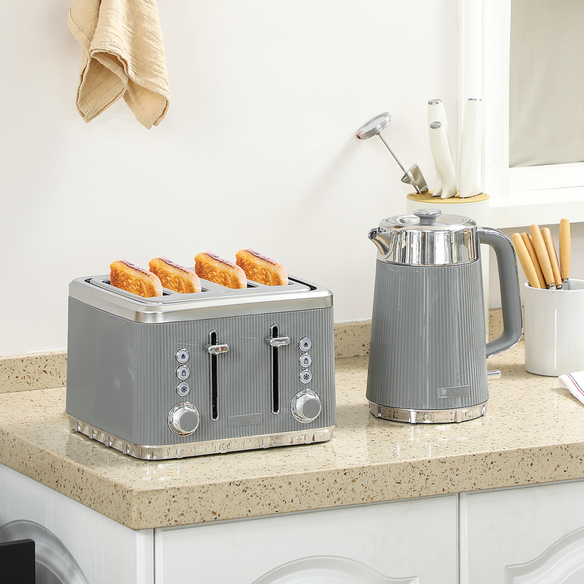 cortex-london-windsor-tan-kettle-and-four-slice-toaster-set