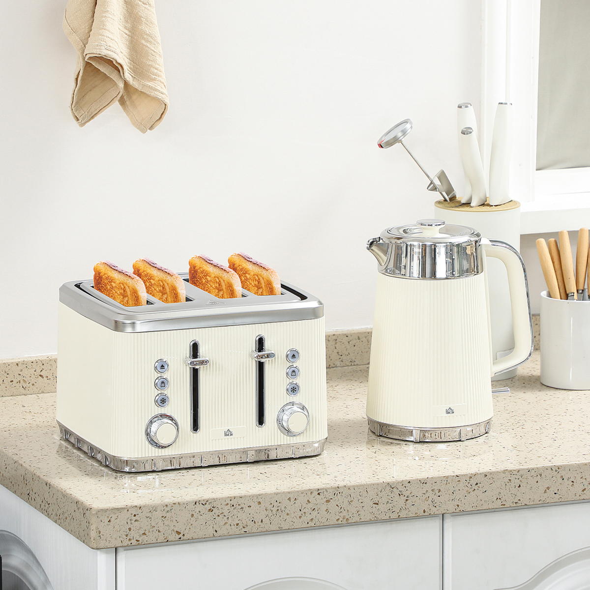 cortex-london-windsor-cream-kettle-and-four-slice-toaster-set