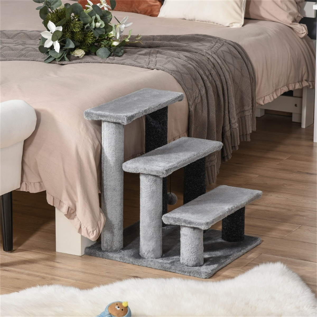 cortex-london-york-gentle-step-cat-tree-light-grey-black-scratching-posts